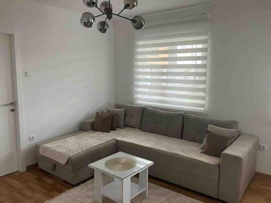 Apartman Vrbas 1 + Podzemna Garaza بانيا لوكا المظهر الخارجي الصورة